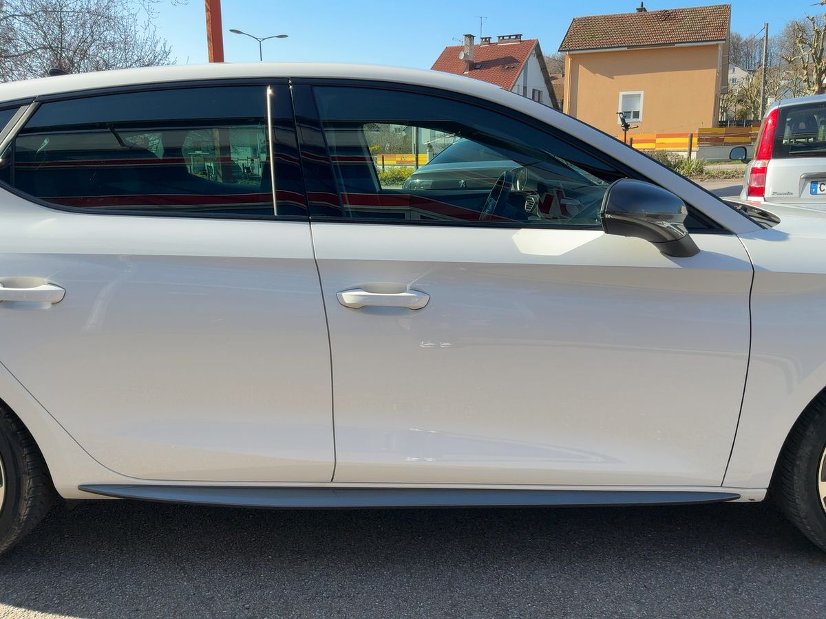 Cupra Leon 2022 — photo 11
