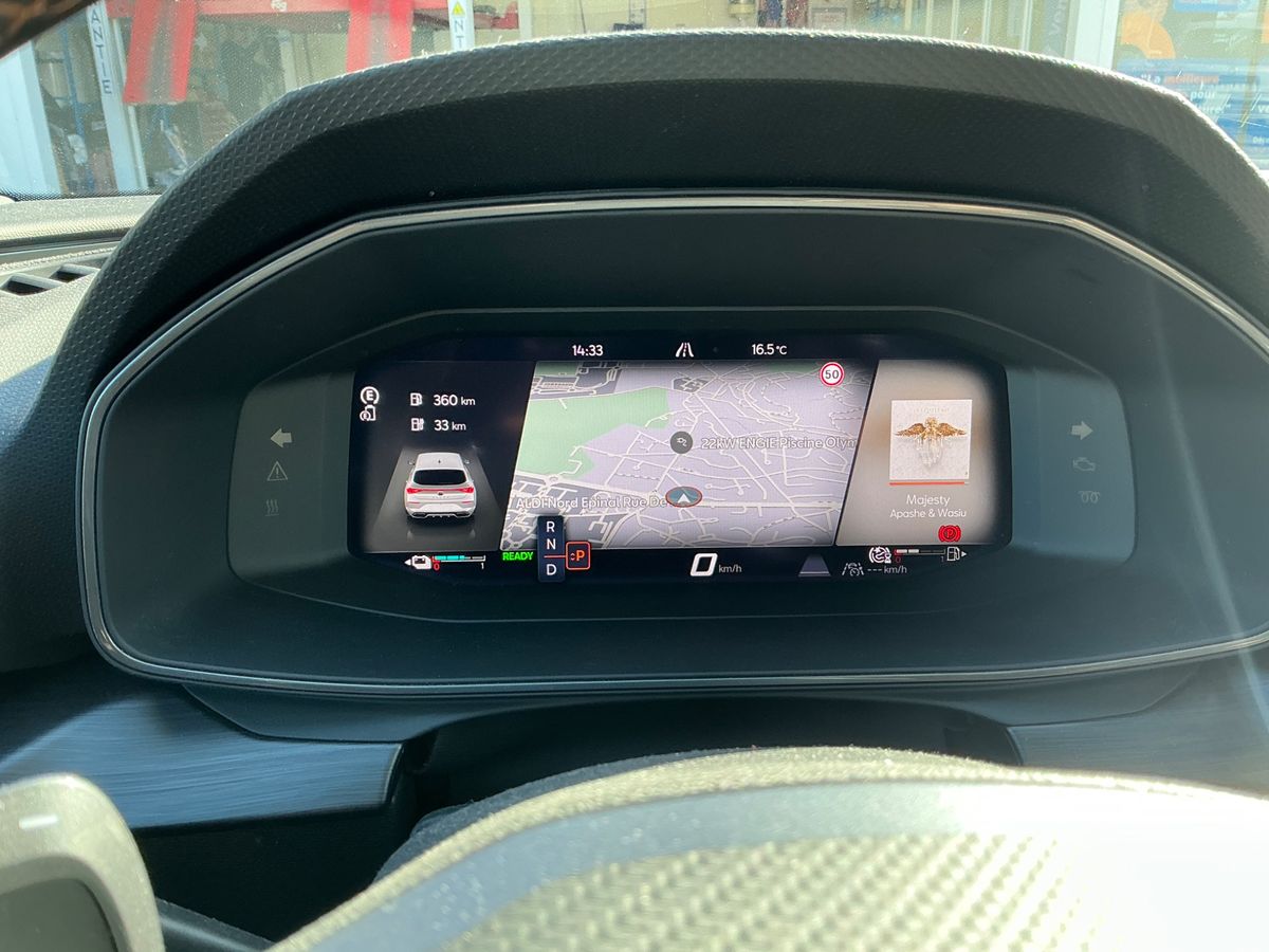 Cupra Leon 2022 — photo 27