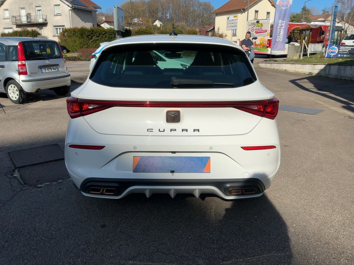 Cupra Leon 2022 — photo 8