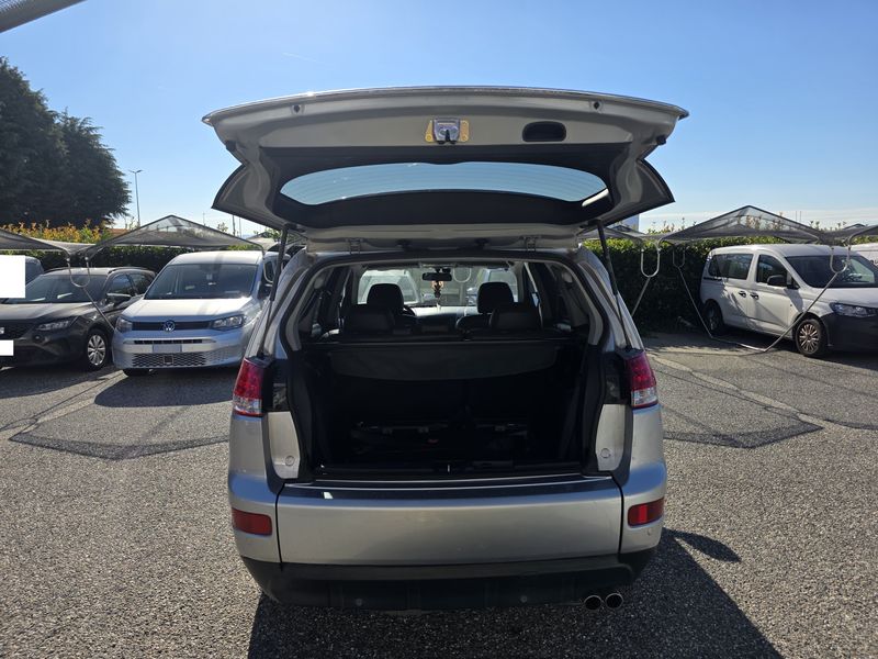 Citroen C-Crosser 2.2 HDi Exclusive — zdjęcie 9