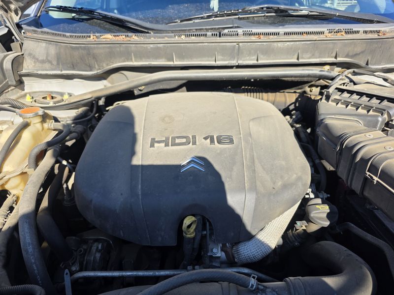 Citroen C-Crosser 2.2 HDi Exclusive — zdjęcie 8
