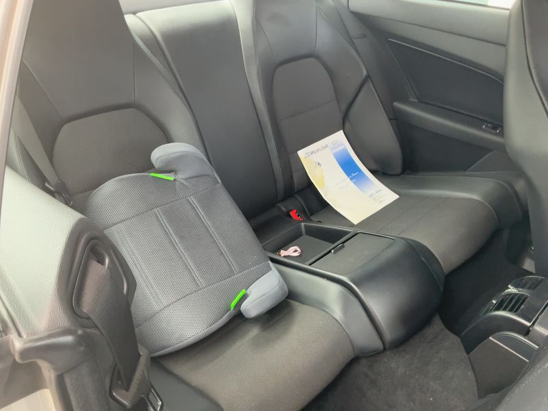 Mercedes-Benz E-Klasse E 200 CGI BlueEfficiency Avantgarde — zdjęcie 14