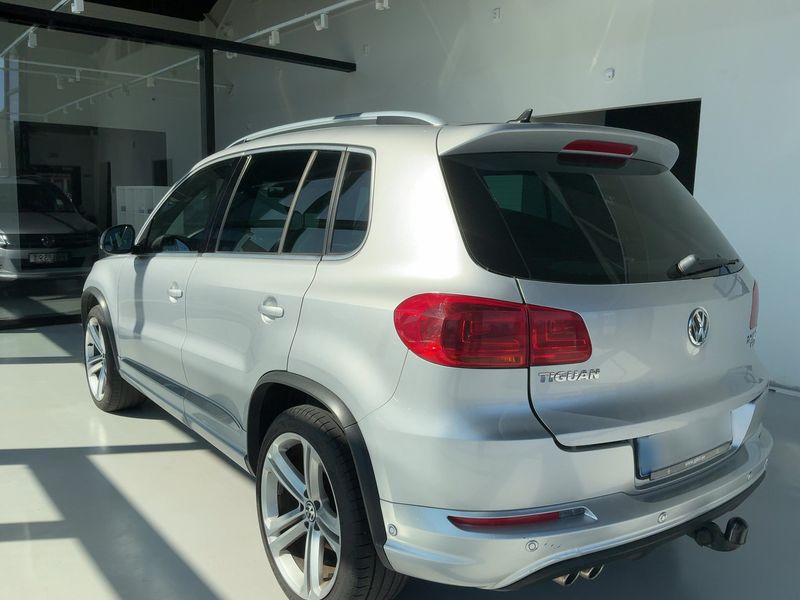 Volkswagen Tiguan 2.0 TDI Sport & Style 4Motion BlueMotion Tech 2015 – снимка 6