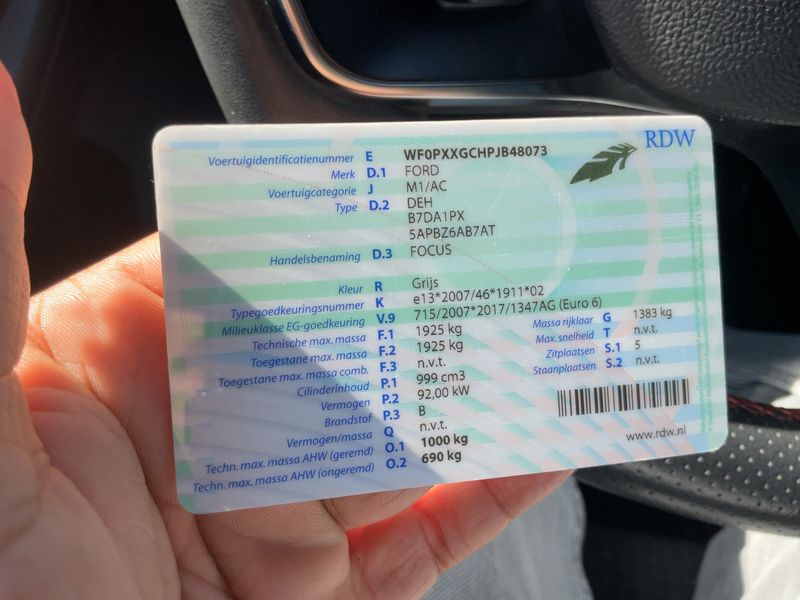 Ford Focus 1.0 EcoBoost ST-Line — zdjęcie 15