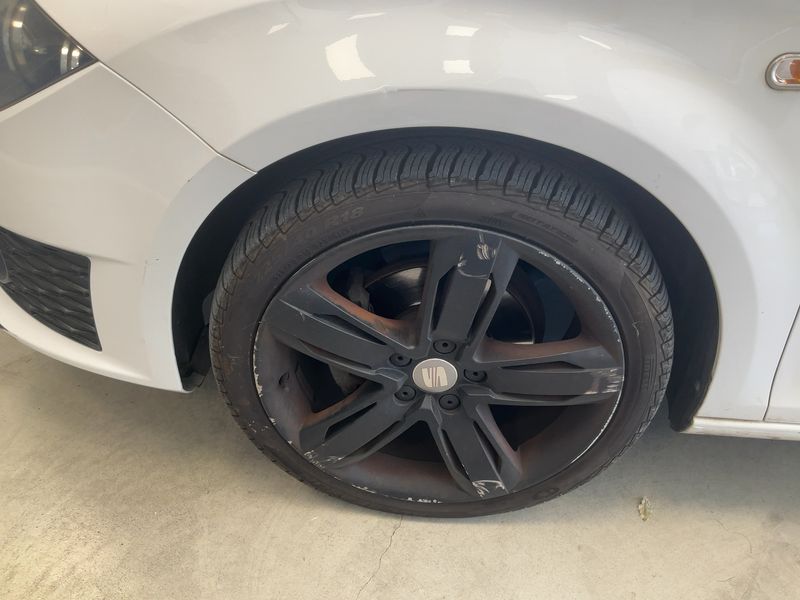 Seat Leon 2.0 TDI FR 2011 – снимка 3