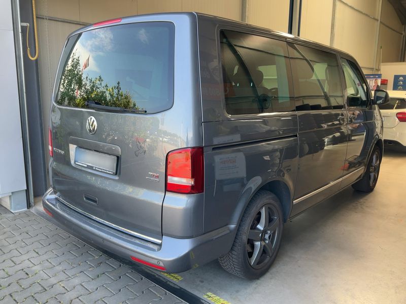 Volkswagen T5 Multivan 2.0 TDI Highline 4Motion 2015 – снимка 8