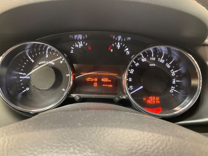 Peugeot 3008 2.0 HDi Allure 2013 – снимка 18