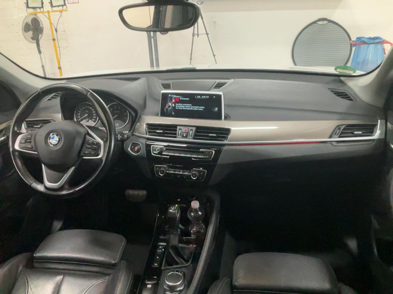 BMW X1 xDrive 20i xLine 2017 – снимка 17