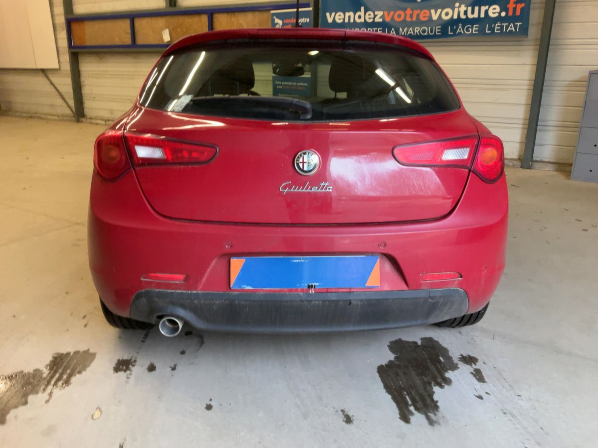 Alfa Romeo 2015 — photo 8