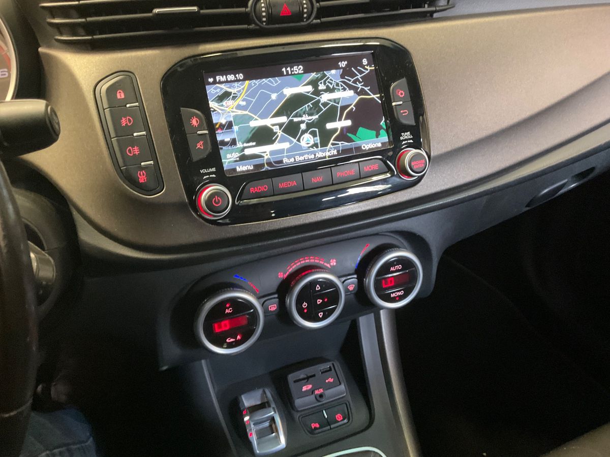 Alfa Romeo 2015 — photo 65