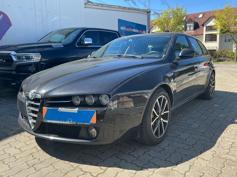 Alfa Romeo Alfa 159 1.9 JTD JTDM Elegante — zdjęcie 1