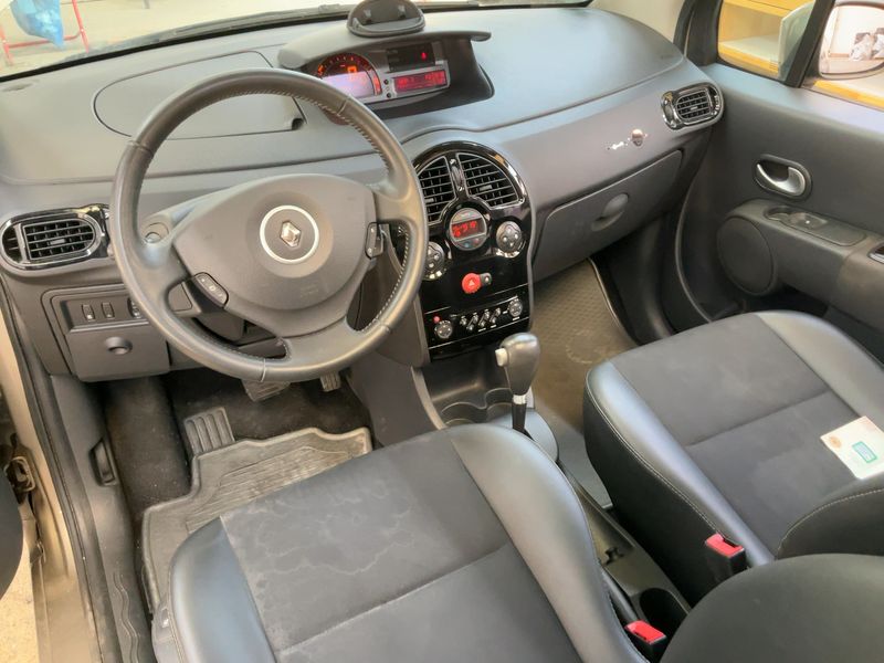 Renault Grand Modus 1.6 Night & Day — zdjęcie 12