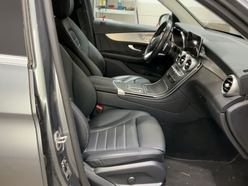 Mercedes-Benz GLC-Klasse GLC 400 d 4Matic AMG Line — zdjęcie 11