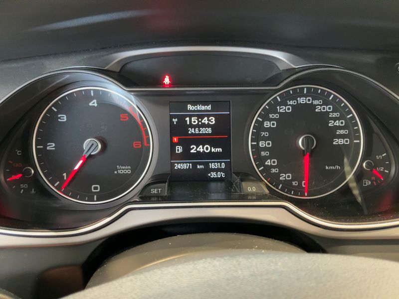 Audi A4 2.0 TDI ultra Attraction 2014 – снимка 19