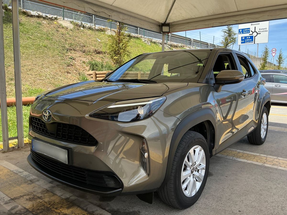 Toyota Yaris 2022 — photo 1