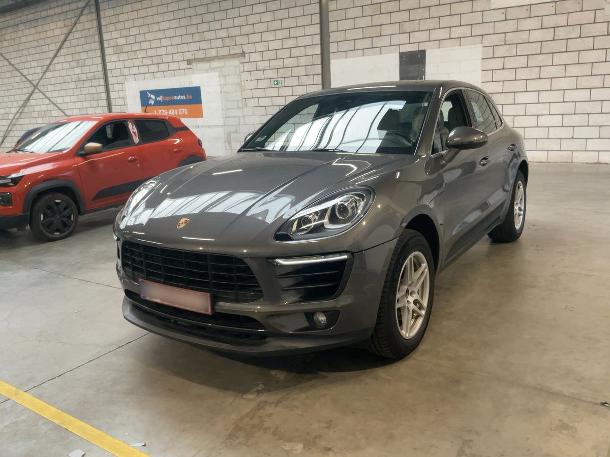 Porsche Macan 2018 — photo 1