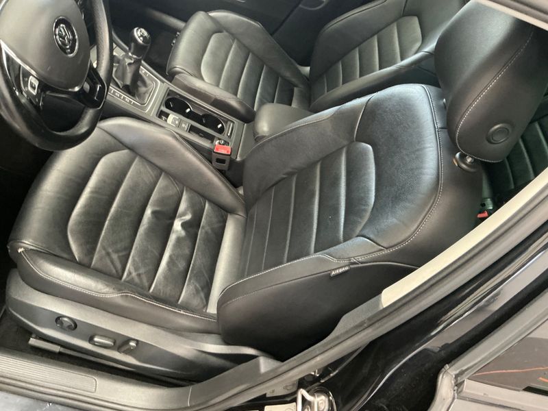 Volkswagen Golf VII 2.0 TDI Carat 4Motion BlueMotion Tech 2015 – снимка 24