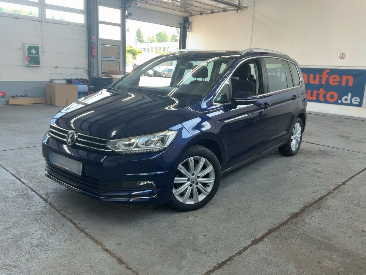 Volkswagen Touran 2019 — photo 1