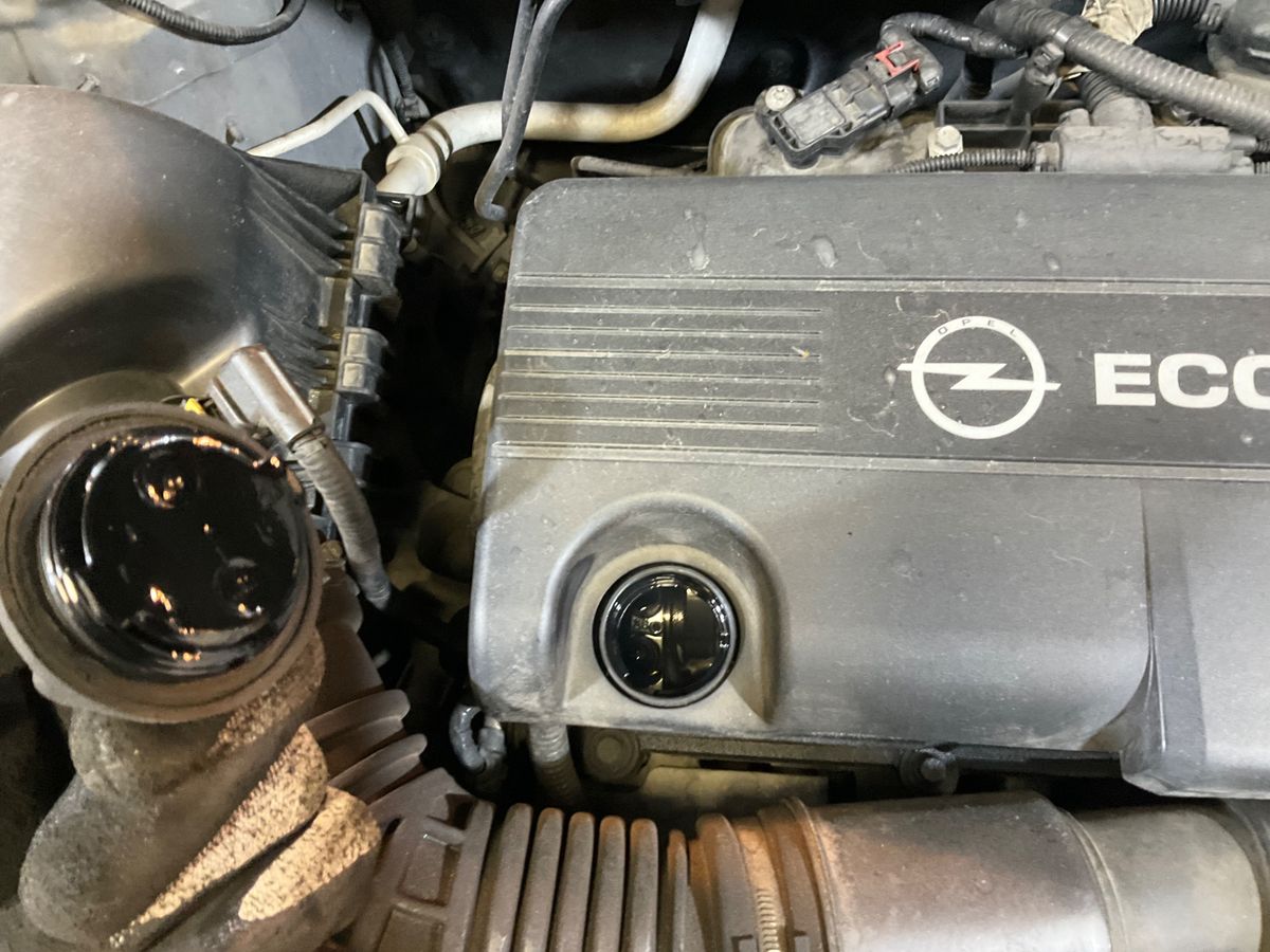 Opel Mokka 2014 — photo 26