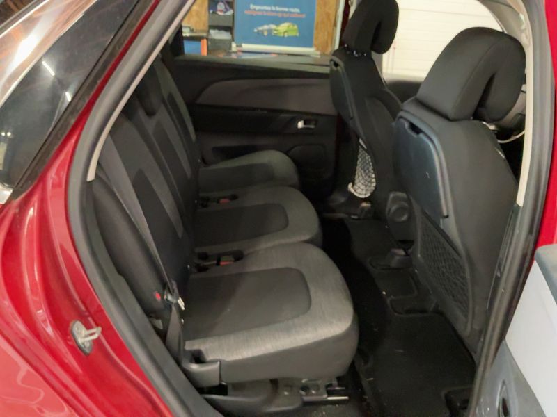 Citroen C4 Spacetourer 1.6 Blue-HDi Feel — zdjęcie 14