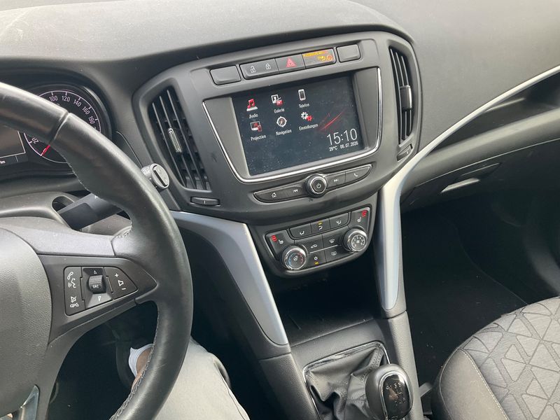 Opel Zafira Tourer 1.6 SIDI Turbo 120 Jahre Start/Stop — zdjęcie 12