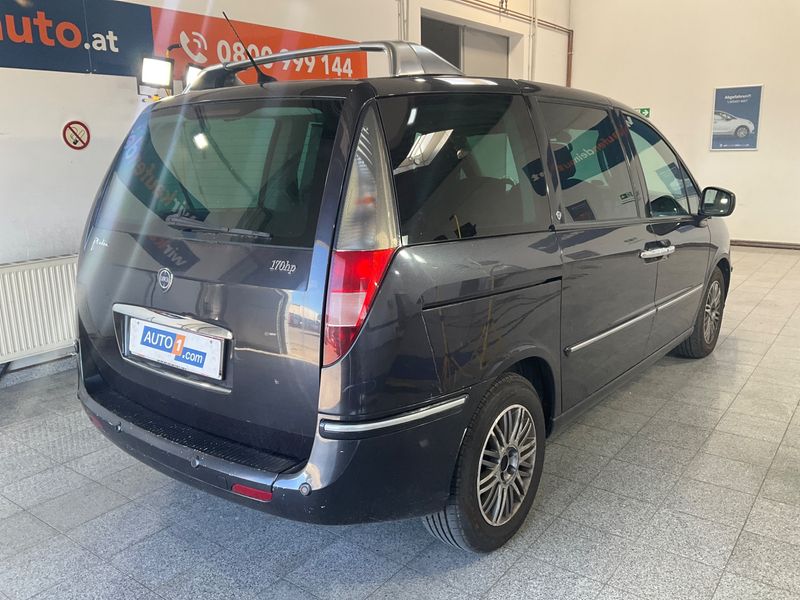 Lancia Phedra 2.2 JTD Multijet Platino — zdjęcie 2