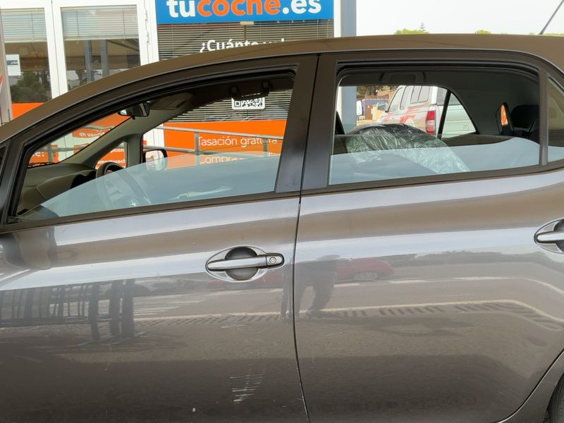 Toyota Auris 1.4 Turbodiesel Active — zdjęcie 4