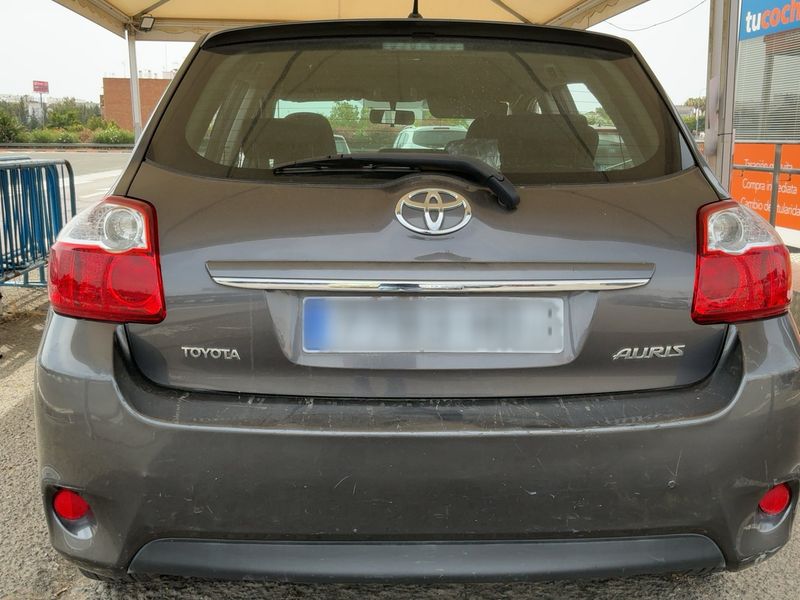 Toyota Auris 1.4 Turbodiesel Active — zdjęcie 5