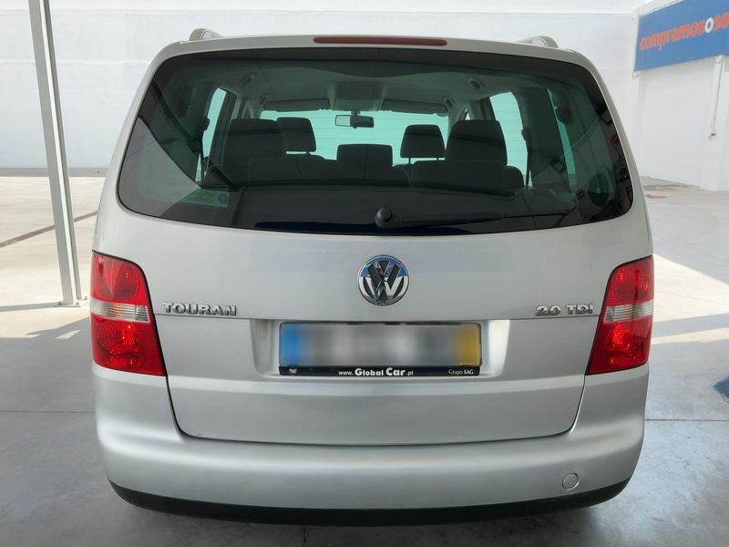 Volkswagen Touran 2.0 TDI Highline — zdjęcie 5
