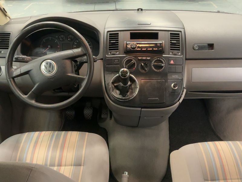 Volkswagen T5 California 2.5 TDI Trendline Aufstelldach — zdjęcie 12