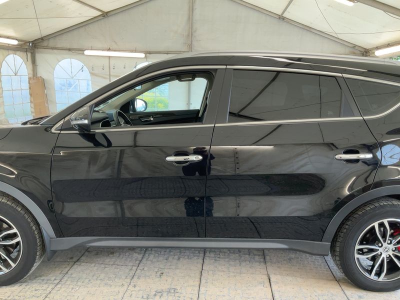 DFSK Glory 580 1.5 Turbo Luxury — zdjęcie 4