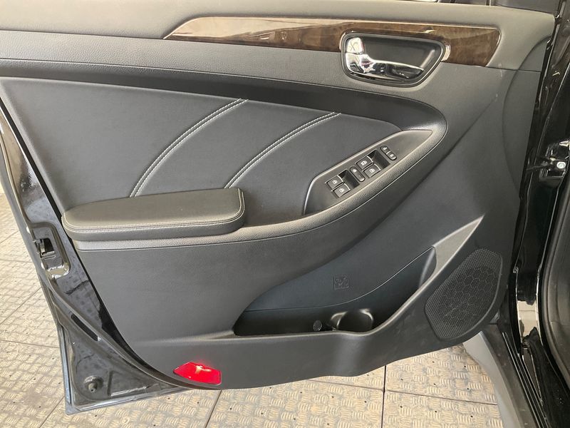 DFSK Glory 580 1.5 Turbo Luxury 2022 – снимка 23