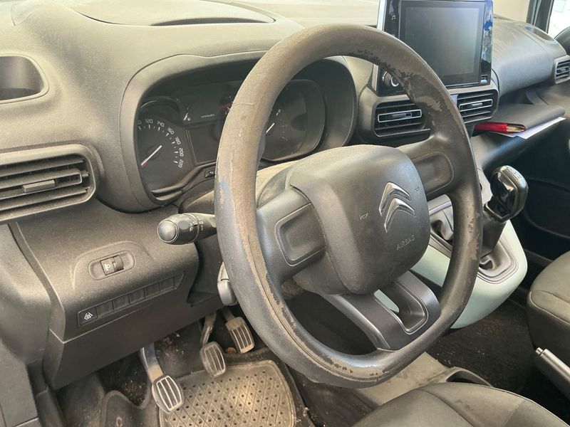 Citroen Berlingo 1.5 Blue-HDi Feel M 2019 – снимка 26