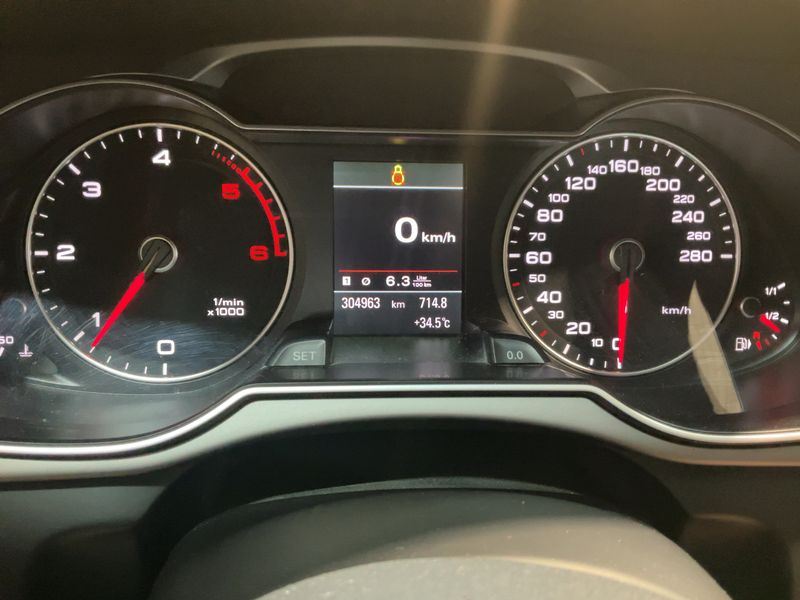Audi A4 2.0 TDI S line Sportpaket plus 2012 – снимка 18