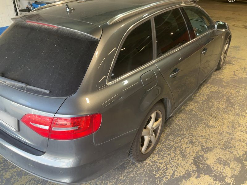 Audi A4 2.0 TDI S line Sportpaket plus 2012 – снимка 8