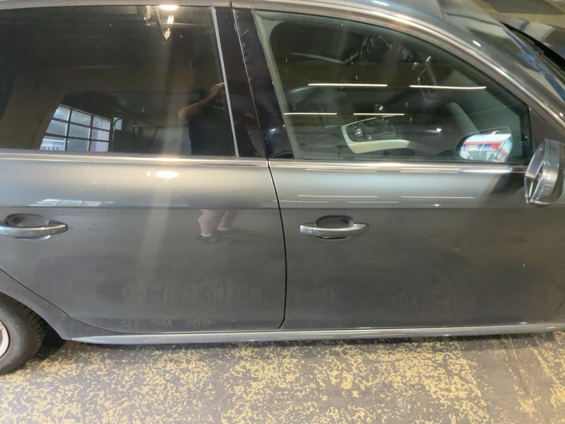 Audi A4 2.0 TDI S line Sportpaket plus 2012 – снимка 10