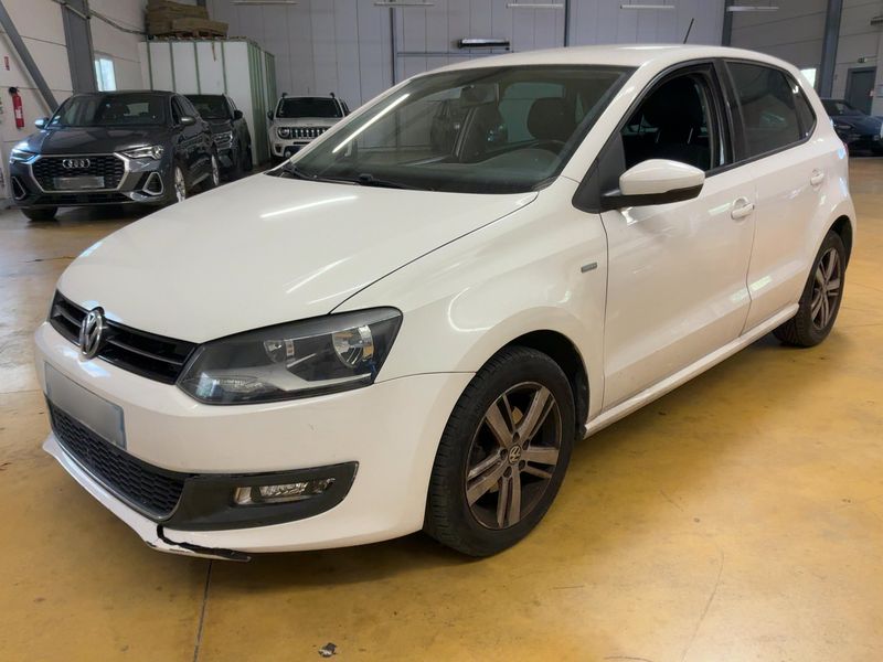 Volkswagen Polo 1.4 FSI Comfortline — zdjęcie 1