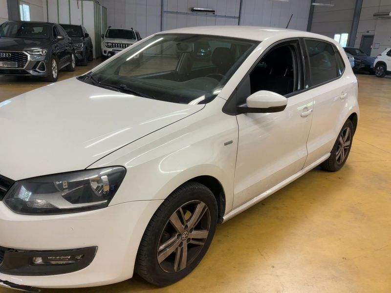 Volkswagen Polo 1.4 FSI Comfortline — zdjęcie 2