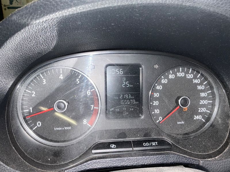 Volkswagen Polo 1.4 FSI Comfortline — zdjęcie 13