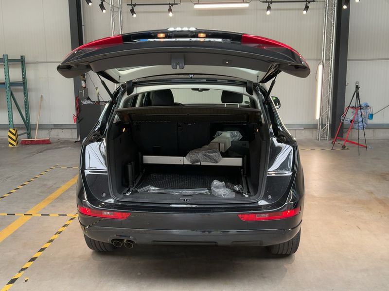 Audi Q5 2.0 TDI quattro 2010 – снимка 15