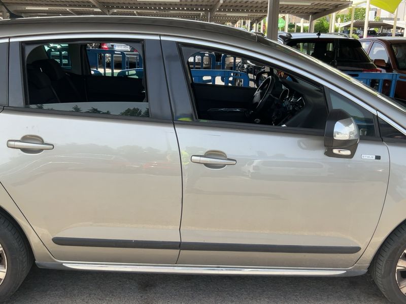 Peugeot 3008 1.6 Blue-HDi Style 2016 – снимка 10