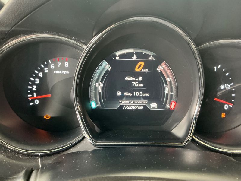 Kia cee'd 1.6 TGDI GT-Track — zdjęcie 13