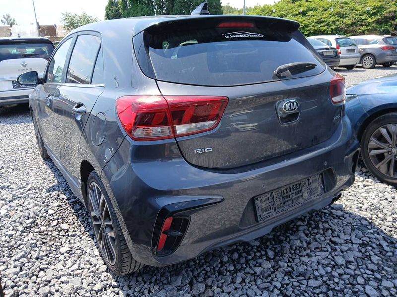Kia Rio 1.2 Attract — zdjęcie 3