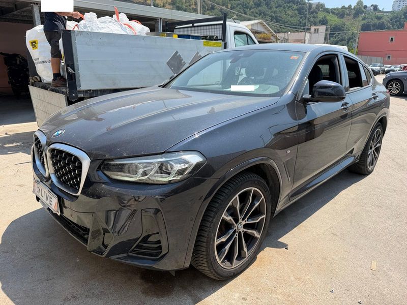 2022 BMW X4