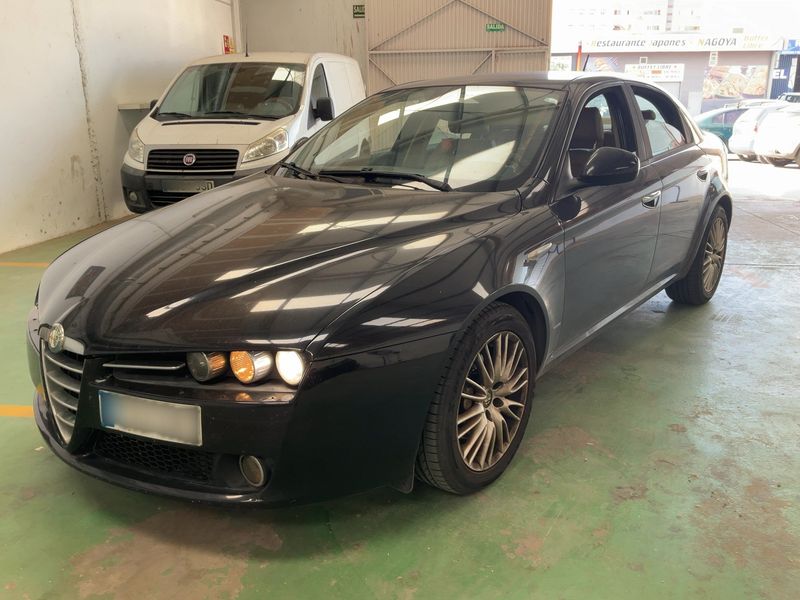 Alfa Romeo Alfa 159 1.9 JTD JTDM Elegante