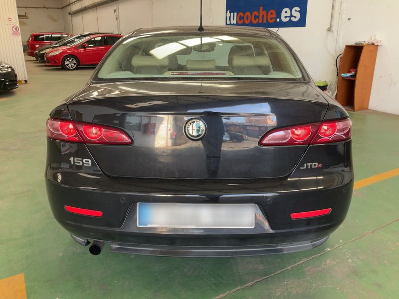Alfa Romeo Alfa 159 1.9 JTD JTDM Elegante — zdjęcie 5