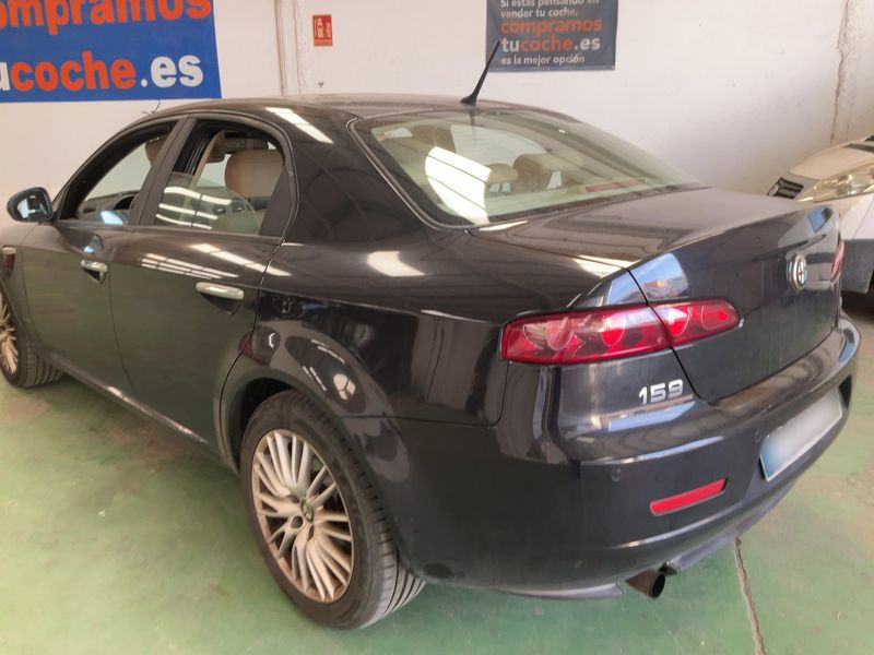 Alfa Romeo Alfa 159 1.9 JTD JTDM Elegante — zdjęcie 3