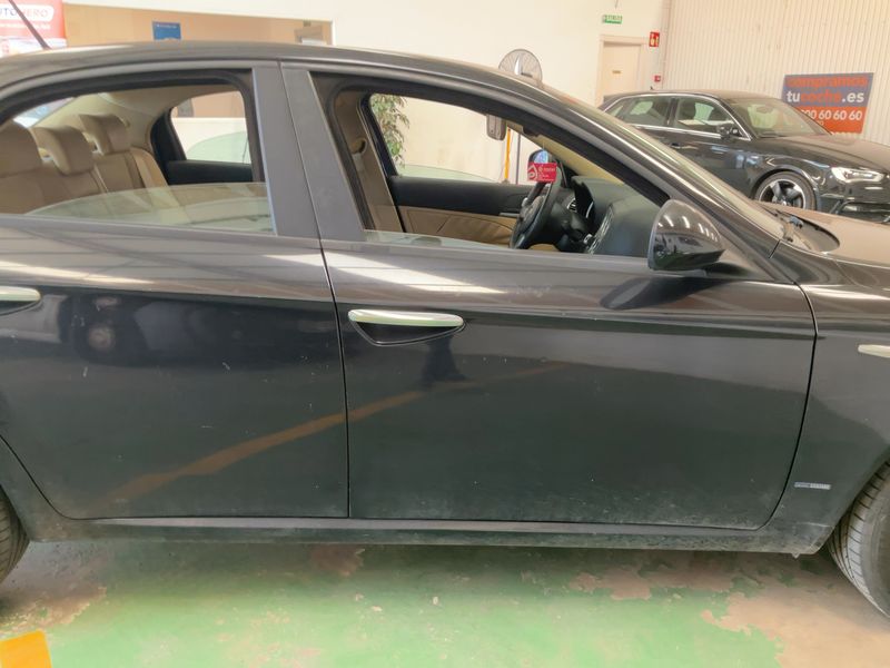 Alfa Romeo Alfa 159 1.9 JTD JTDM Elegante — zdjęcie 7