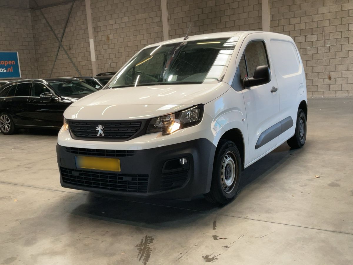 Peugeot Partner 2021 — photo 1
