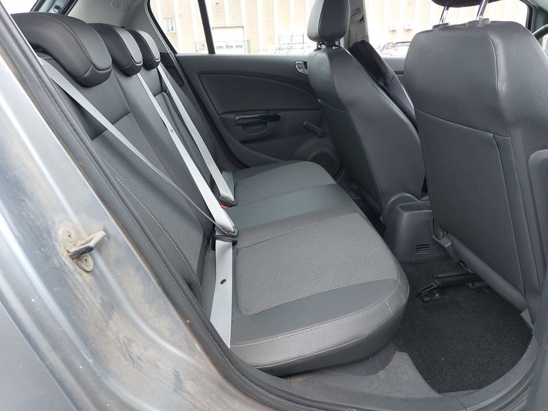 Opel Corsa 1.3 CDTI Cosmo — zdjęcie 13